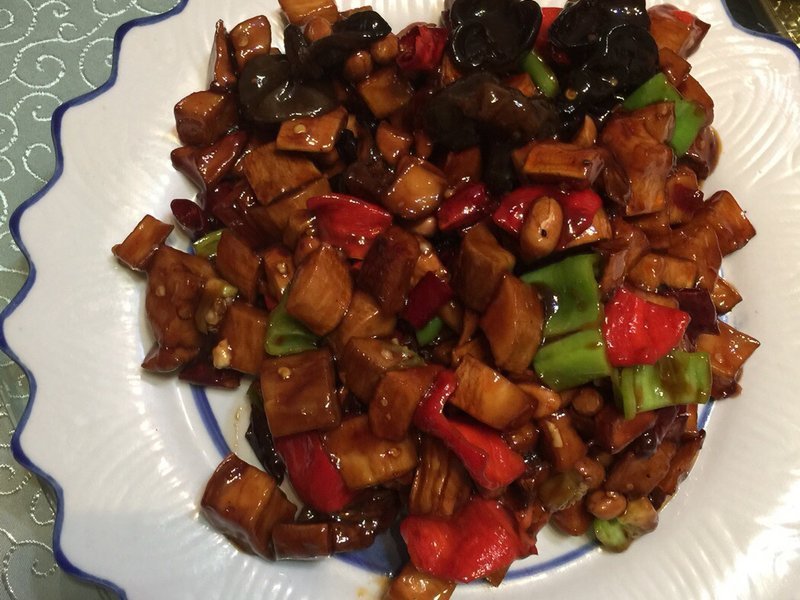 愛滿人間素食府